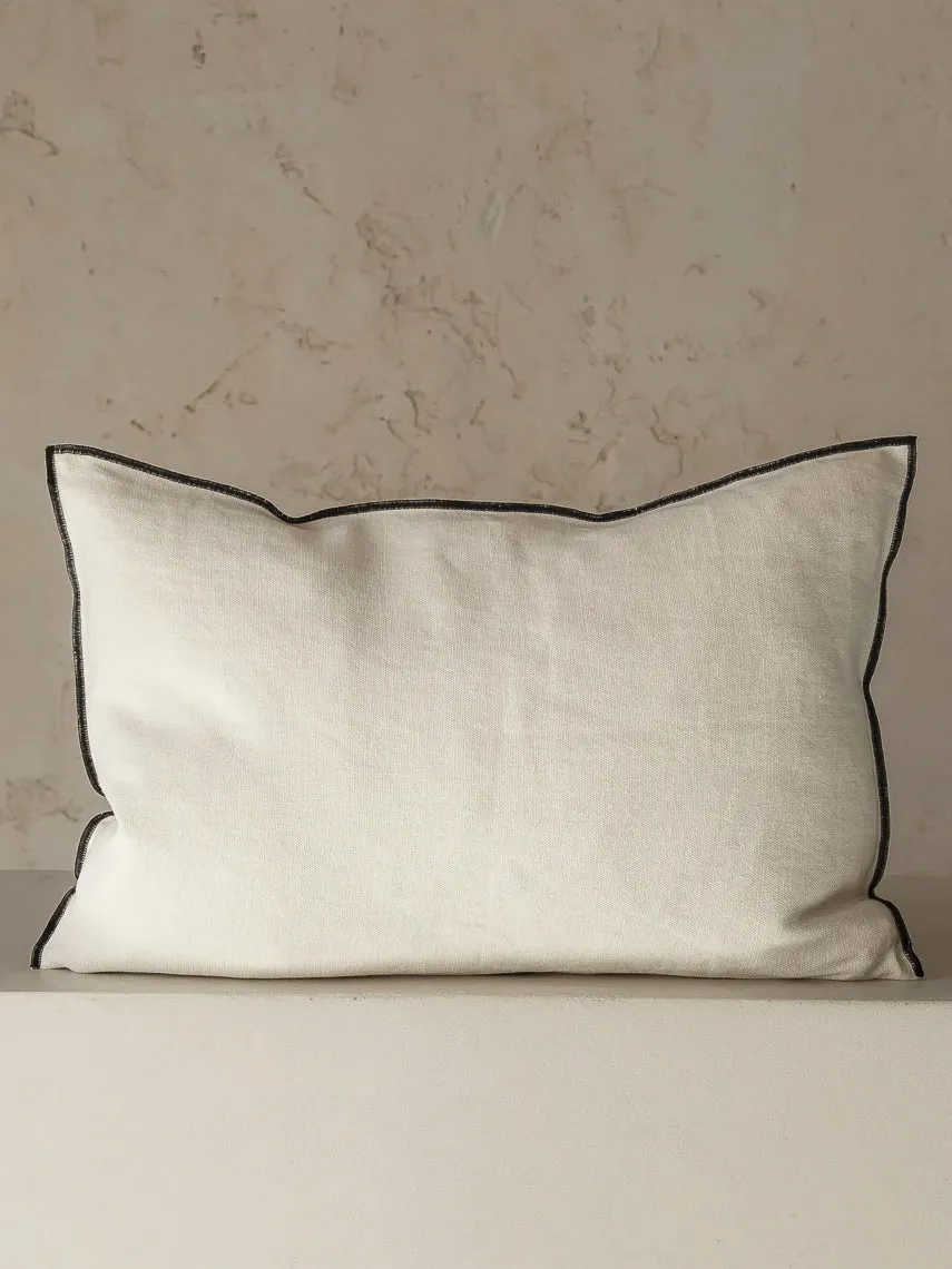 Almohadón de lino crema vivo negro Maison de Vacances 40x60cm
