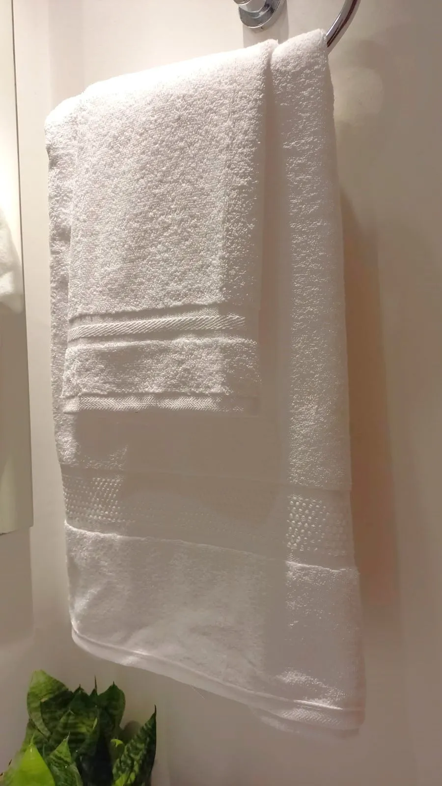 Toalla Premium 100% cotton 550 gr - Blanco - Cuerpo 70 x 1